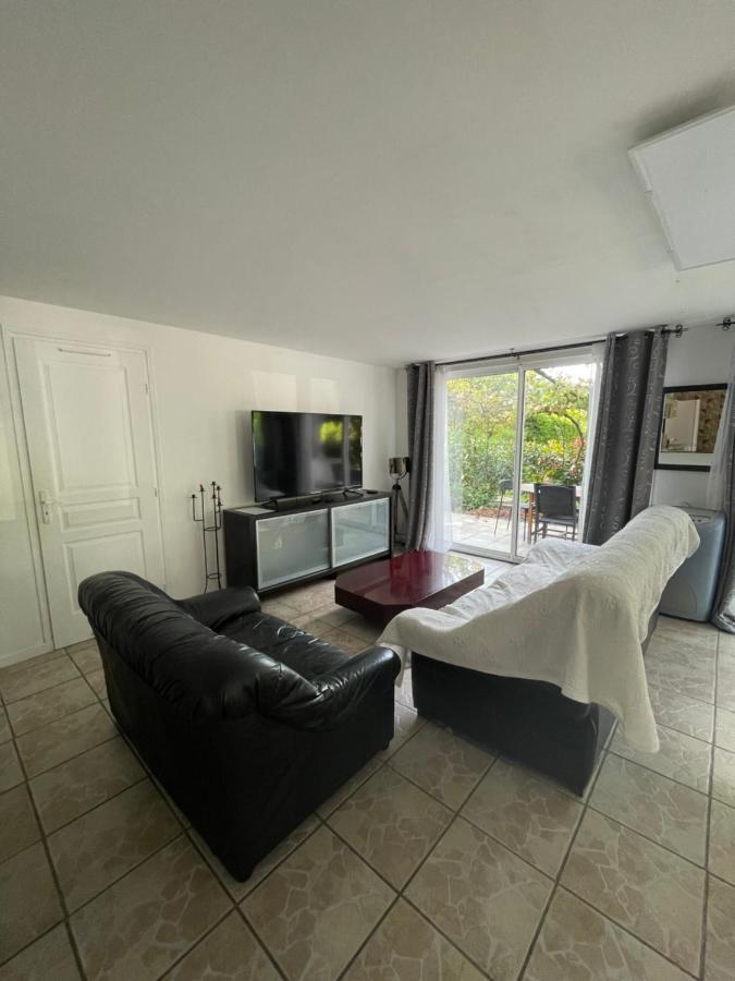 Agreable Maison Entre Zoo Et Chateaux Le Controis-en-Sologne Exterior photo